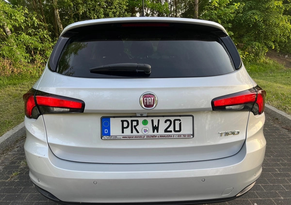 Fiat Tipo cena 48900 przebieg: 70021, rok produkcji 2019 z Murowana Goślina małe 631